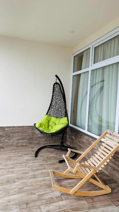 Magnolia Apartment Terrace 3 บาทูมิ ภายนอก รูปภาพ