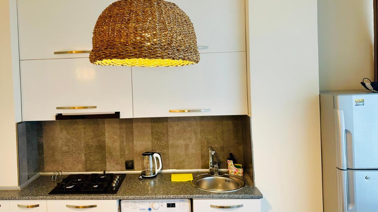 Magnolia Apartment Terrace 3 บาทูมิ ภายนอก รูปภาพ
