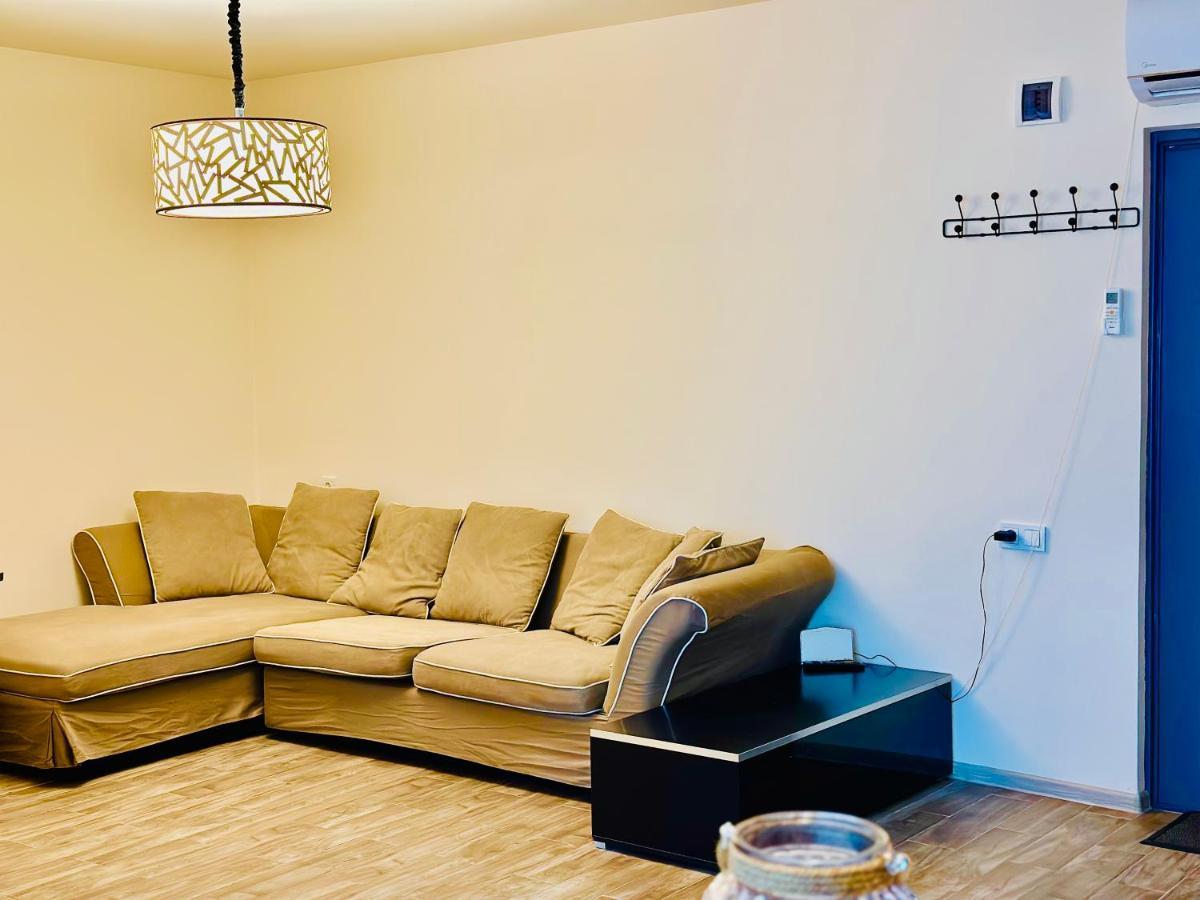 Magnolia Apartment Terrace 3 บาทูมิ ภายนอก รูปภาพ