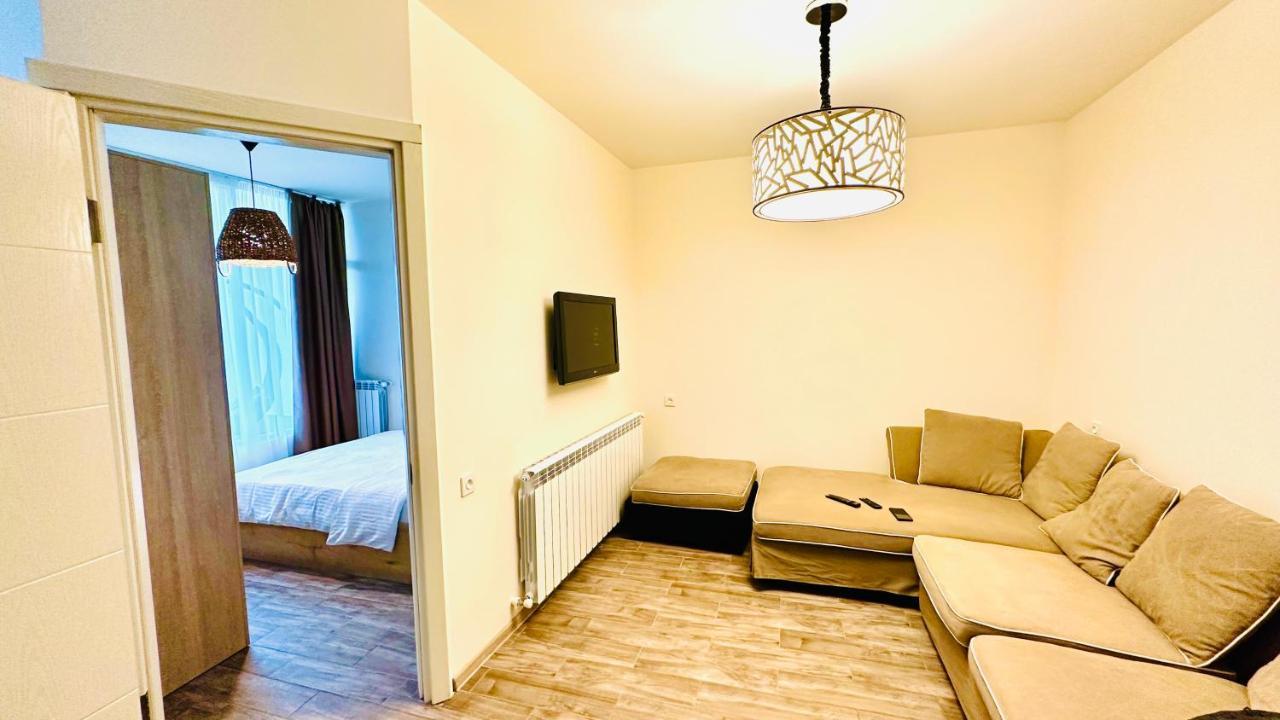 Magnolia Apartment Terrace 3 บาทูมิ ภายนอก รูปภาพ